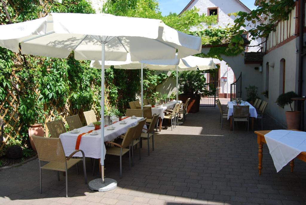 Landhotel St. Gereon Nackenheim Exterior foto