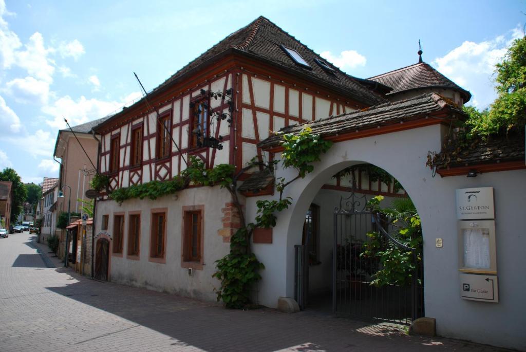 Landhotel St. Gereon Nackenheim Exterior foto